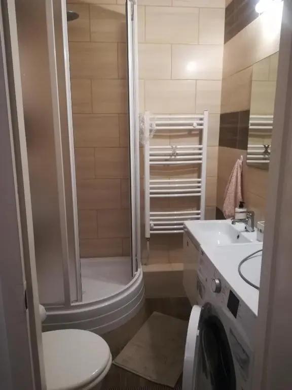 Var Apartman