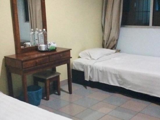 Century Hotel Inanam