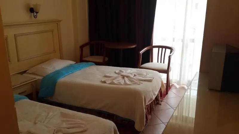 Standard Double room with balcony (full double bed)