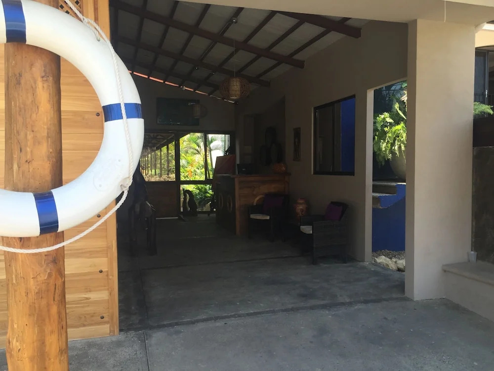 Hotel Costa Del Sol Inn - фото 18