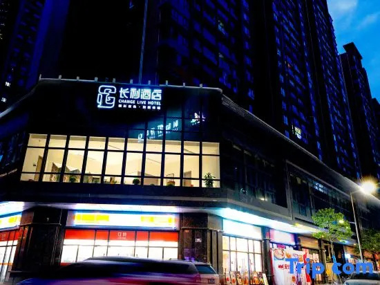 Change Live Hotel