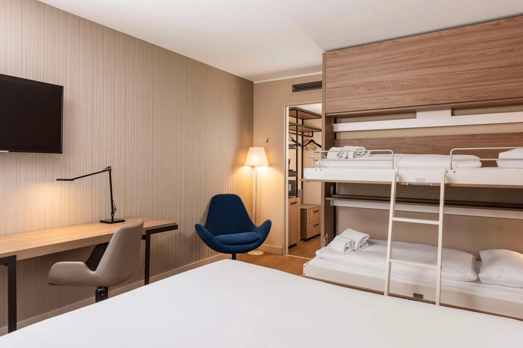 Hotel photo 32