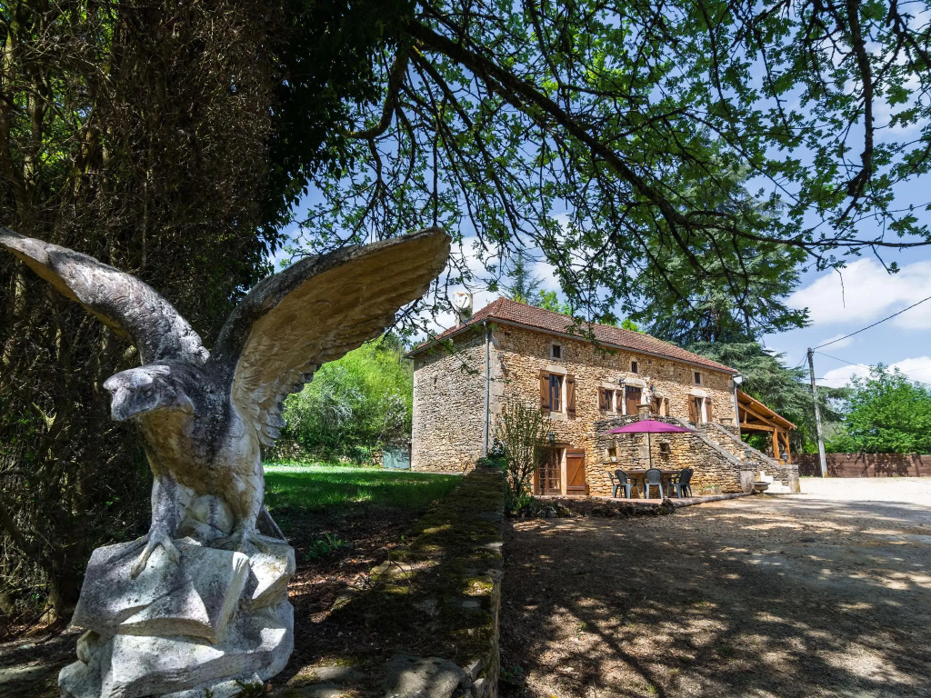 Lovely Holiday Home in Aquitaine with Private Swimming Pool