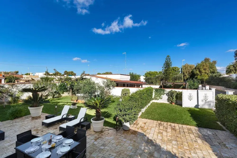 3672 Villa Acquamarina by Barbarhouse