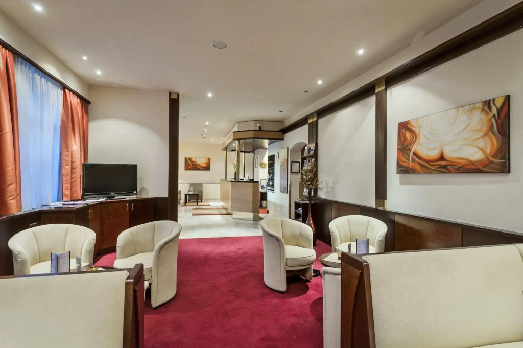 Hotel photo 2