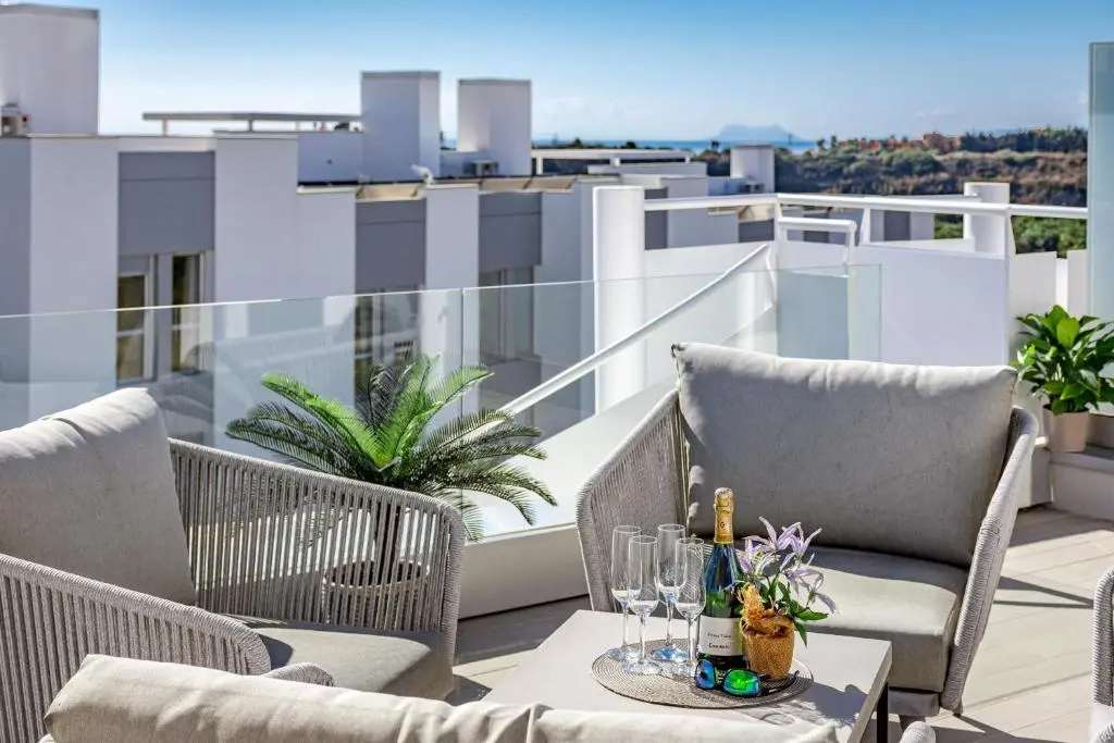 LM62A- Modern family apartment close to beach