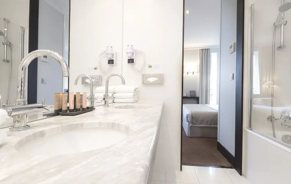 Montfleuri Hotel 54