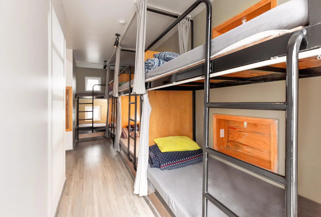 Bed in Dorm