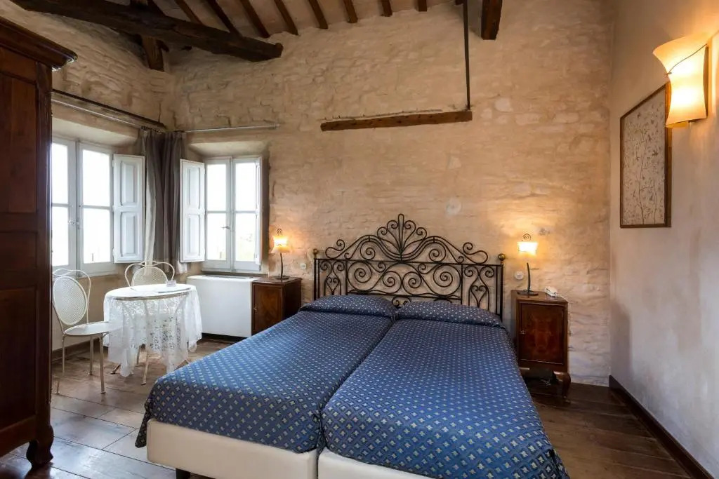 標準三人房，花園景觀