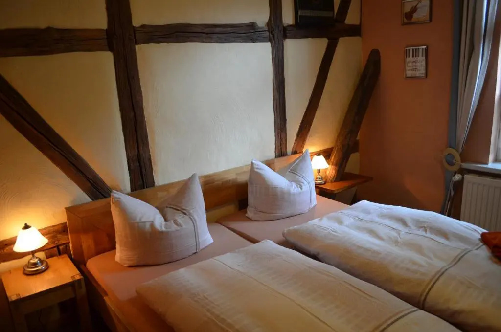 Standard Double room (full double bed)