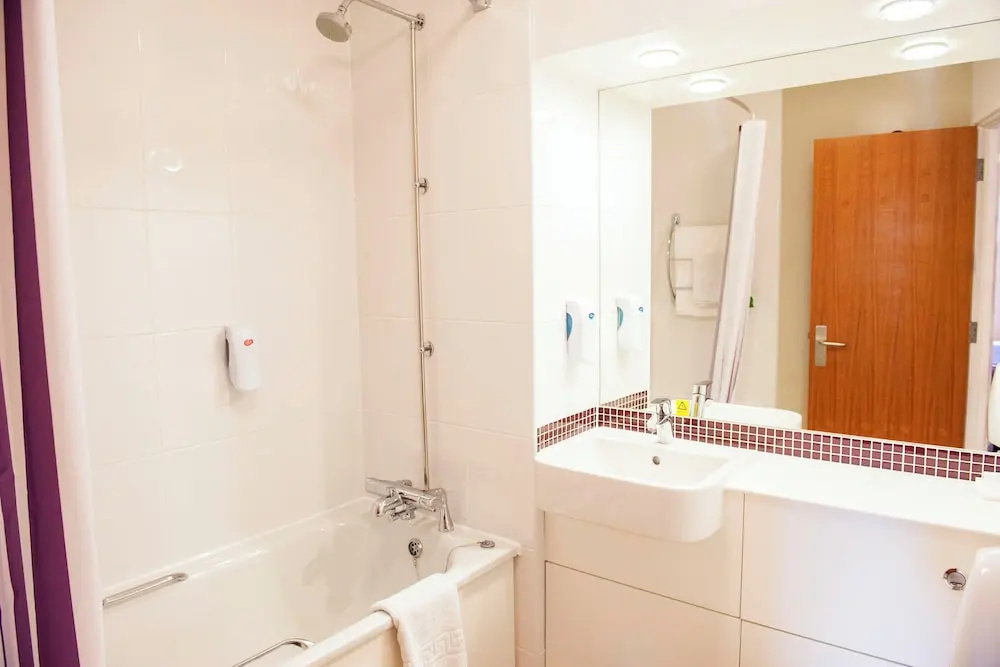 Premier Inn Yeovil Airfield - Chambres