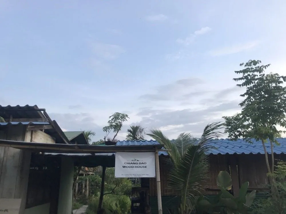 Chiangdao Wood House Homestay