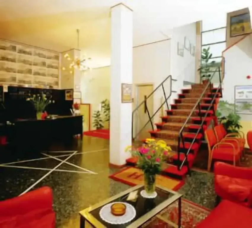 Hotel photo 12