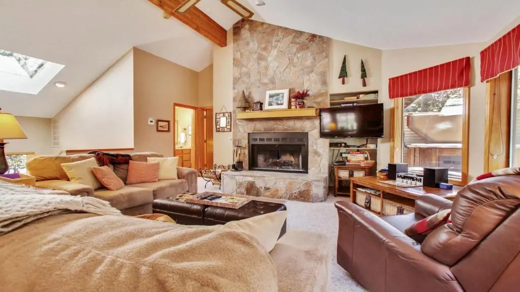 3 Bedrooms Cottage