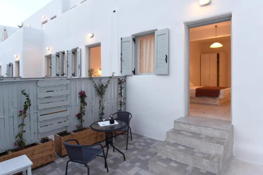 Porto Naoussa - Chambres