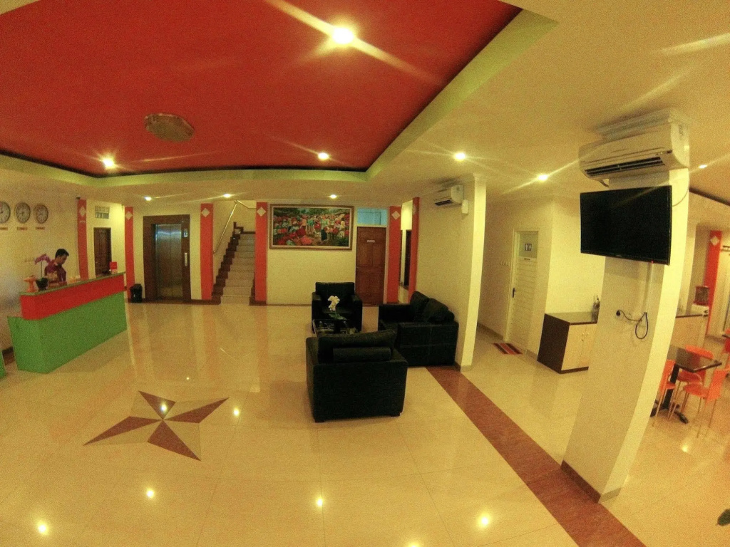 Lobby & Reception