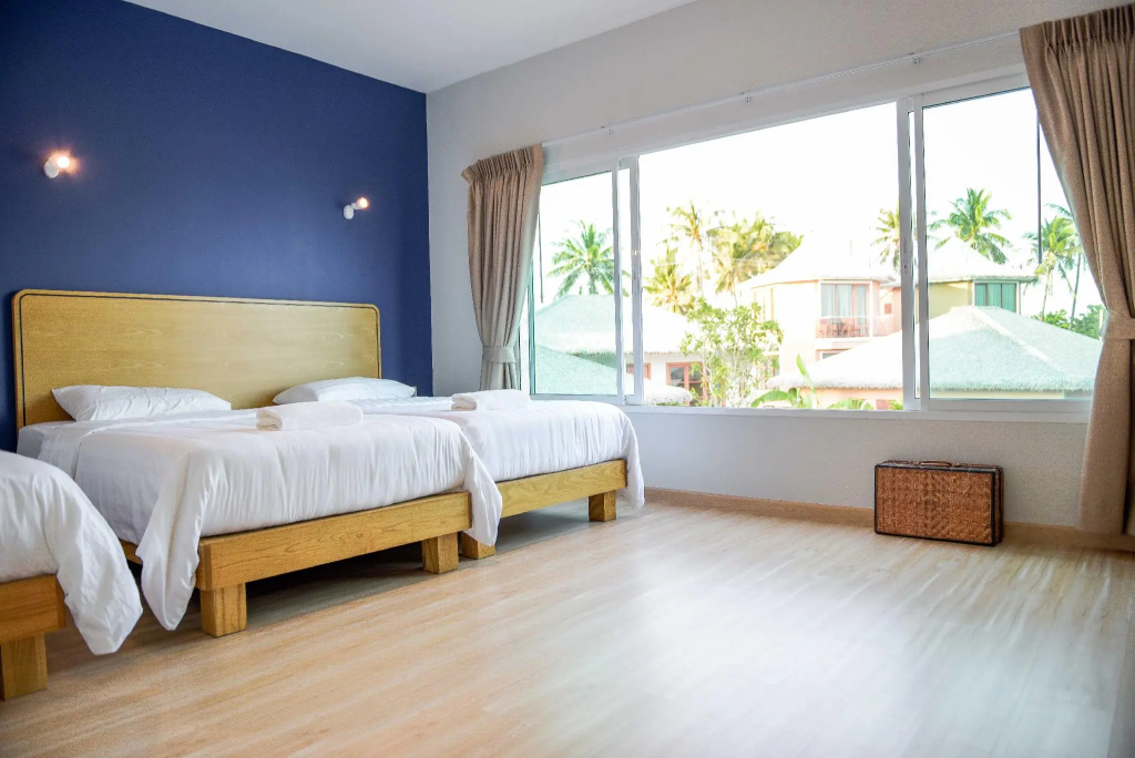 1 Bedroom Standard Duplex room with pool view