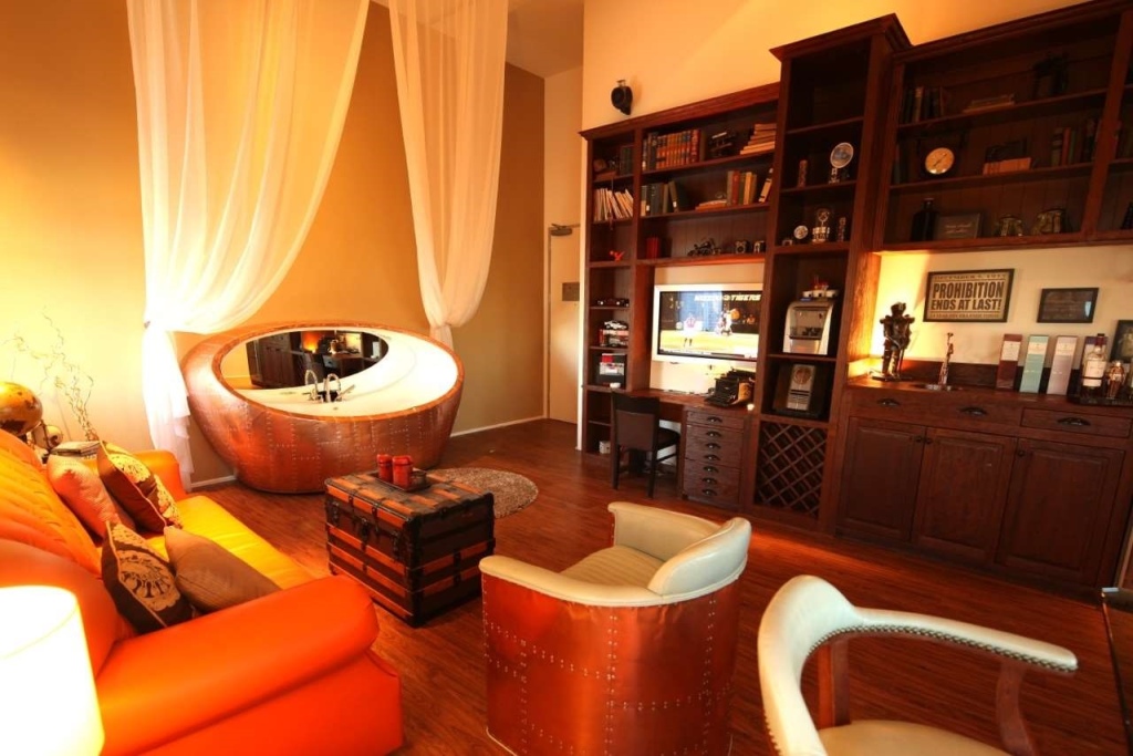 The Keating Hotel by null