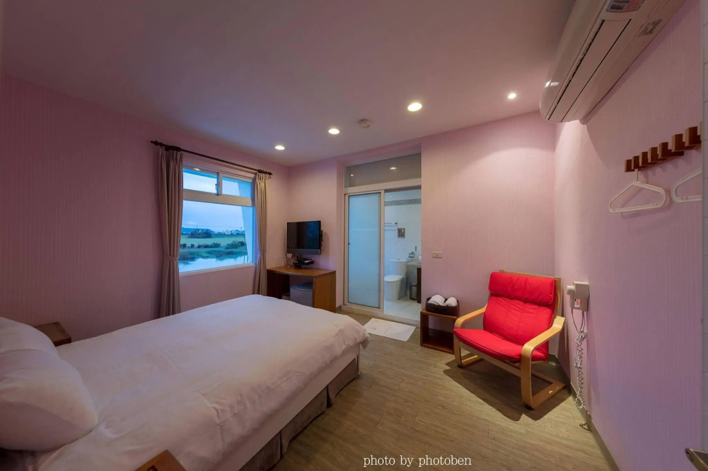 Economy Double room (full double bed)
