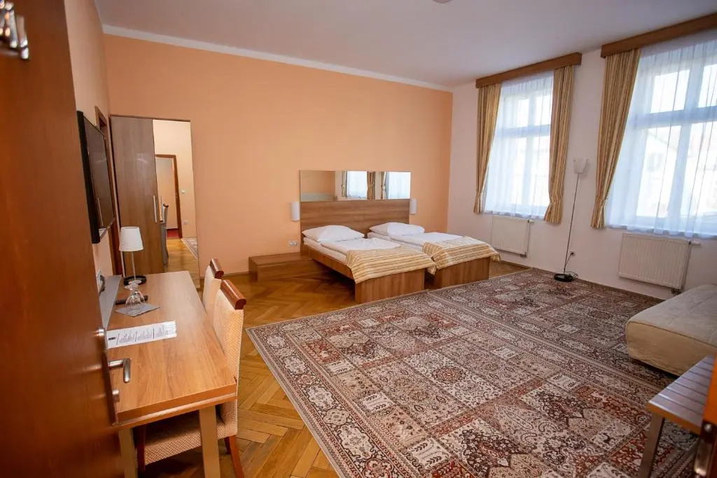 Hotel Grand - Chambres