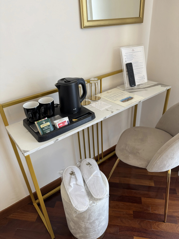 Superior Double room (full double bed)