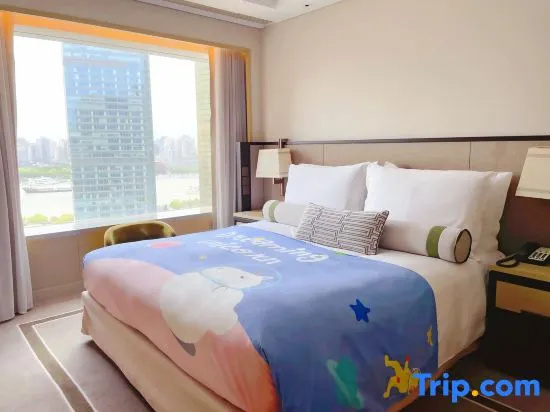 1 Bedroom Deluxe Suite