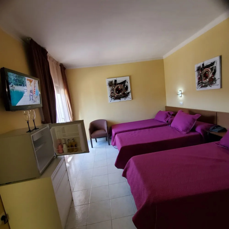 Hotel Ampuria Inn - Chambres
