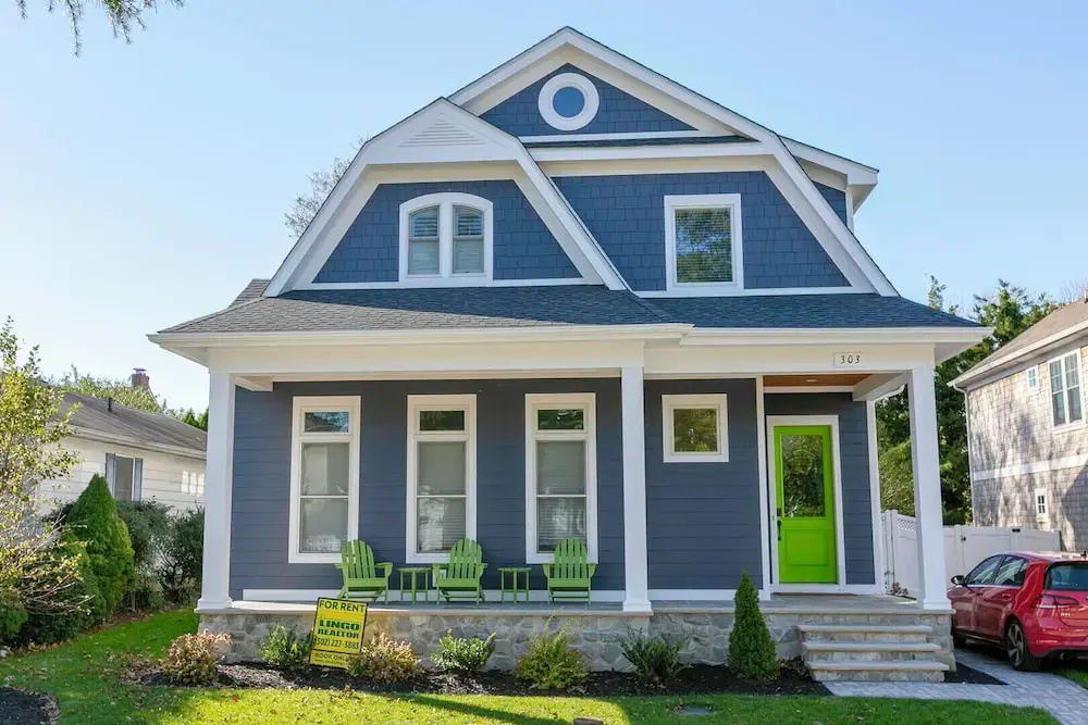 Scarborough Avenue 303