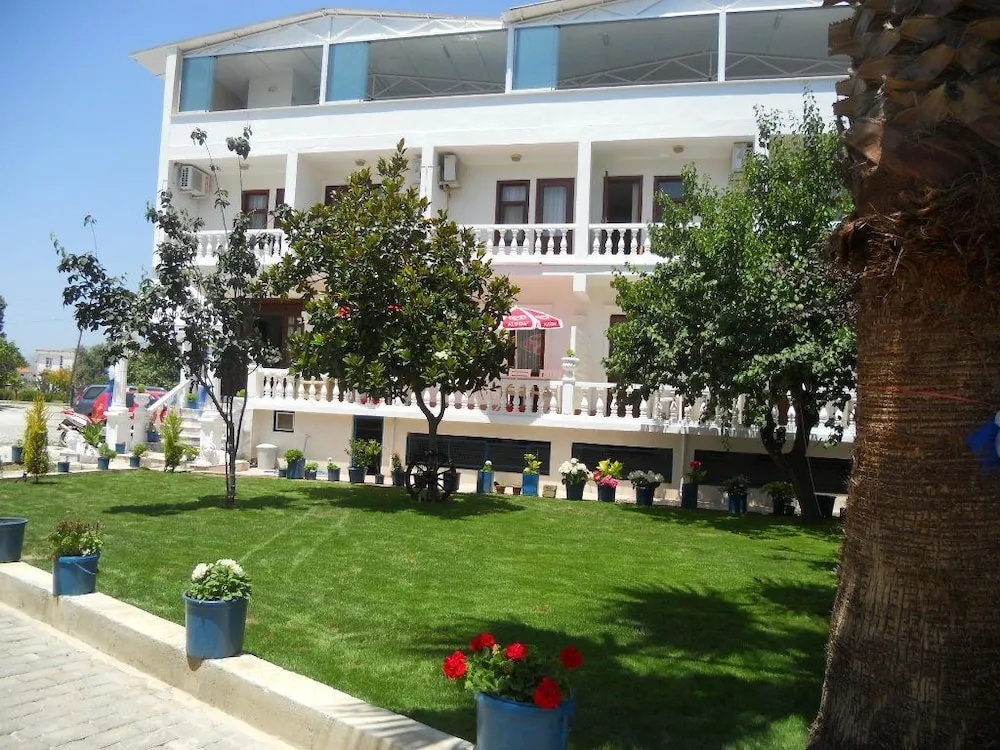 Keramos Boutique Hotel