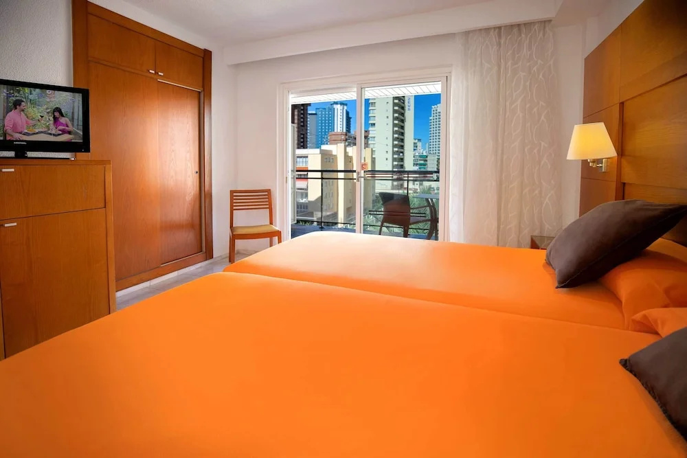 Standard Double room with balcony (full double bed)