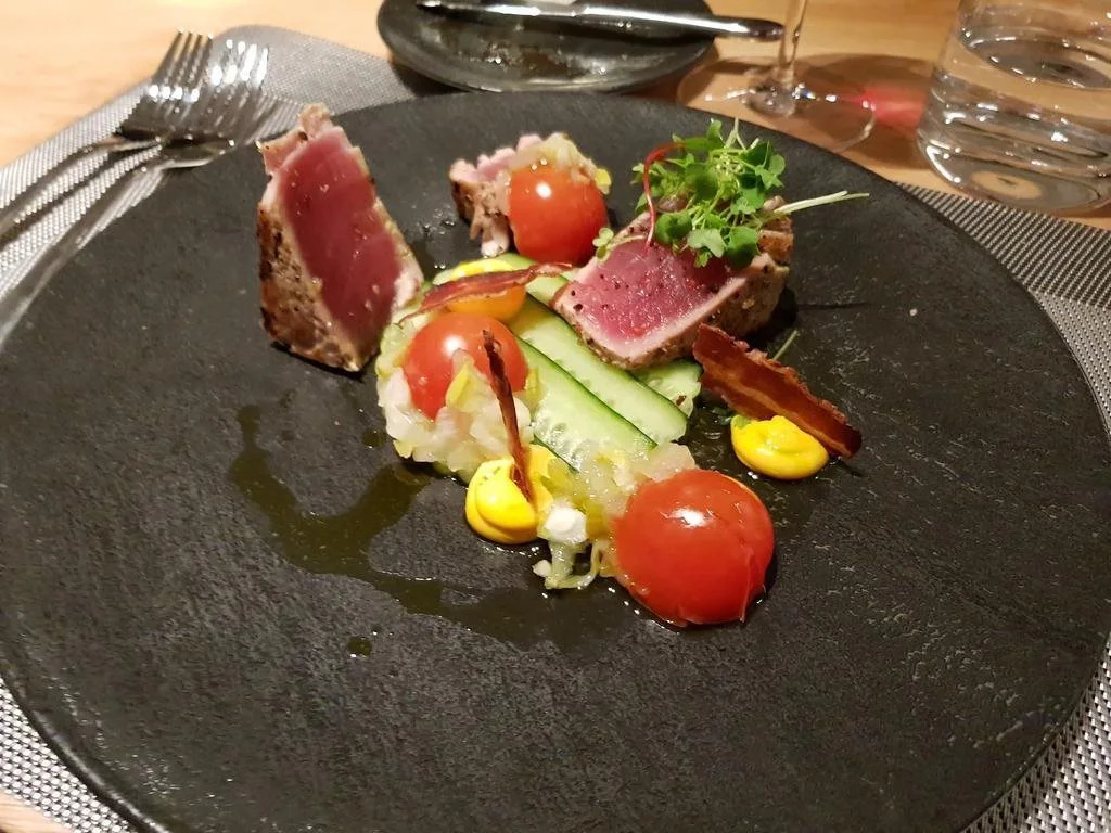 Food & Beverage