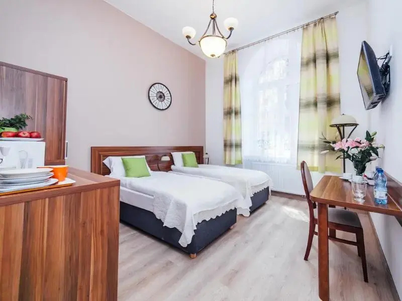 Standard Double room (twin beds)