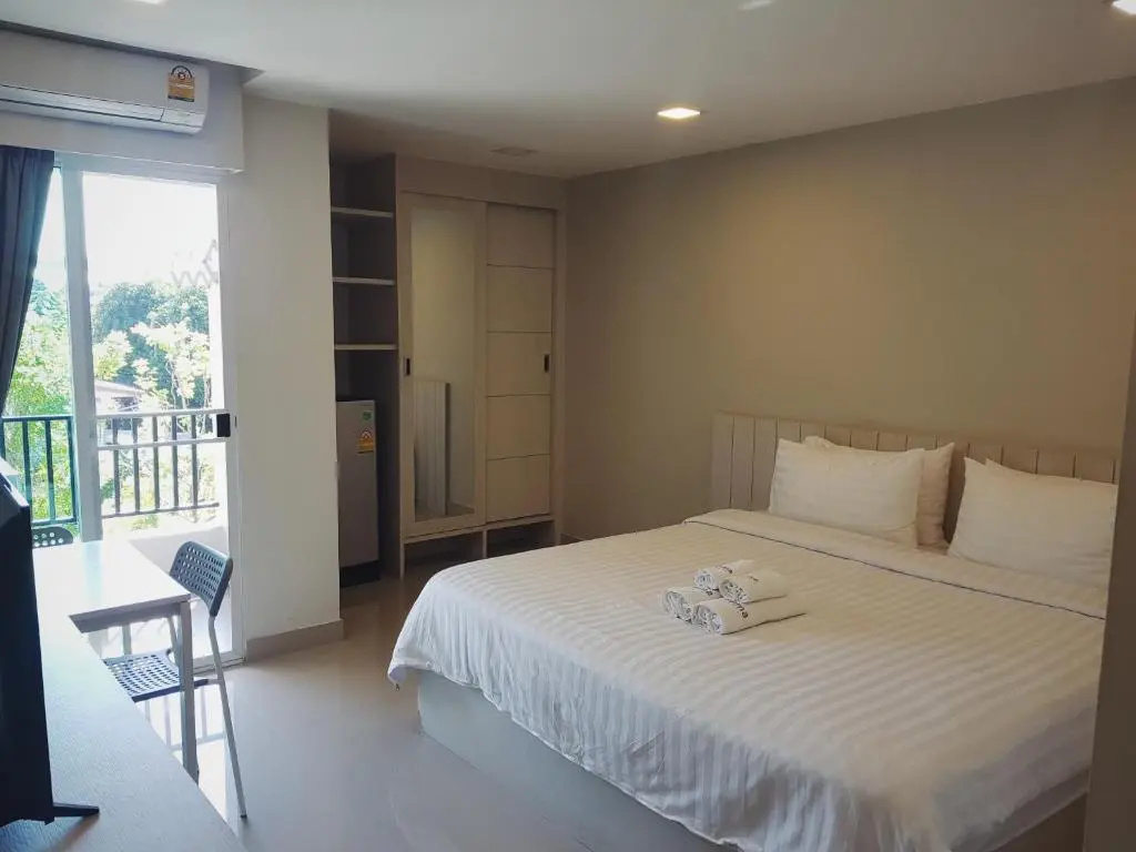 Standard Double room (full double bed)