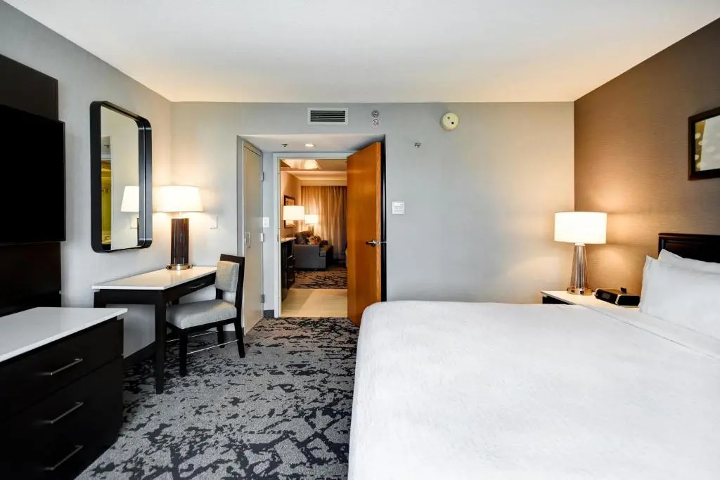 Embassy Suites by Hilton Raleigh Durham Research Triangle - Chambres