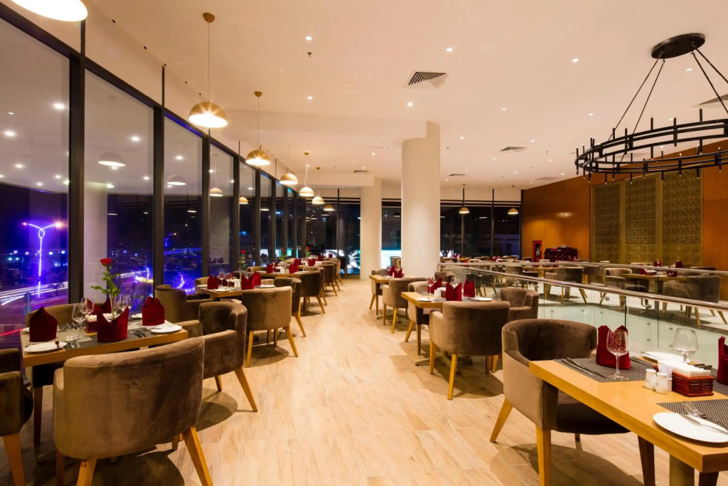 Starcity Hotel & Condotel Beachfront Nha Trang - фото 44