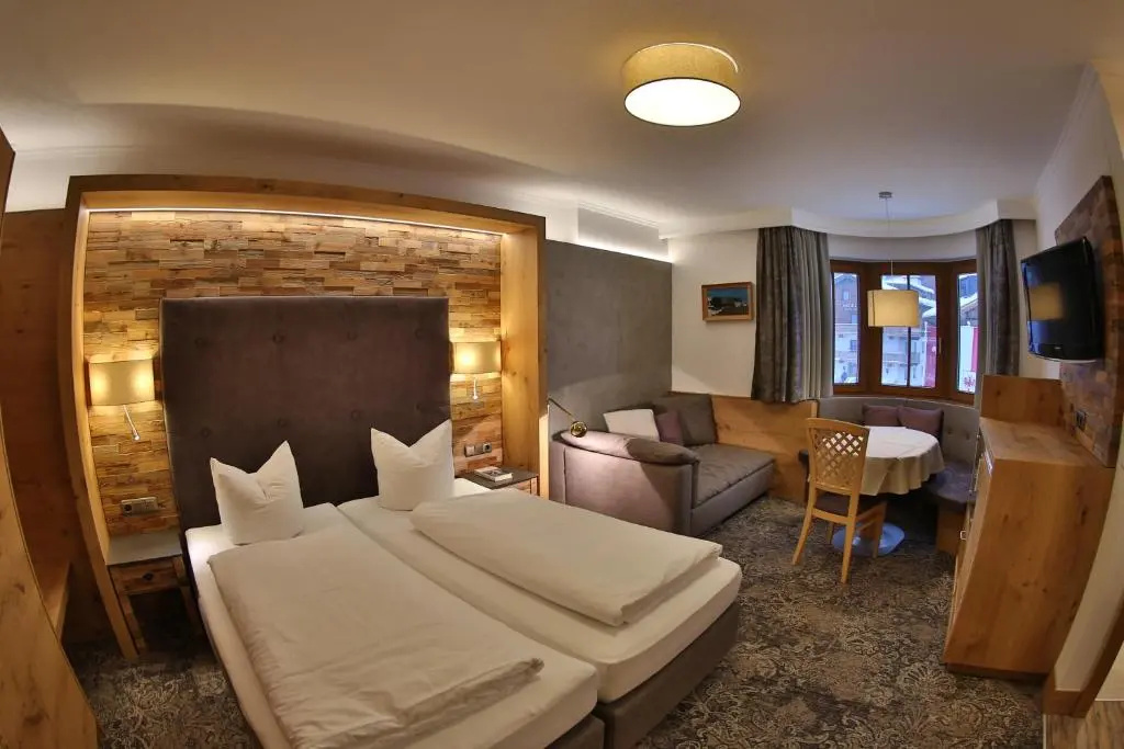 Superior Suite