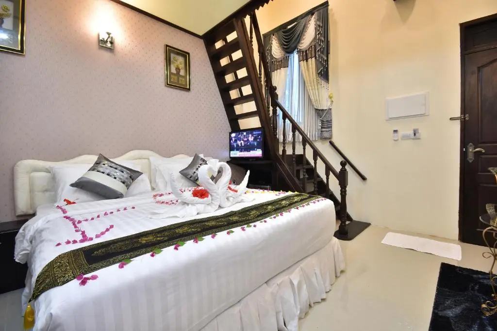 Deluxe Family Suite