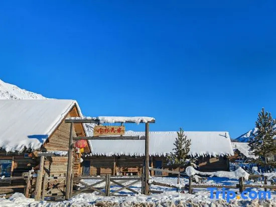 Hemu Fir Homestay in Altay