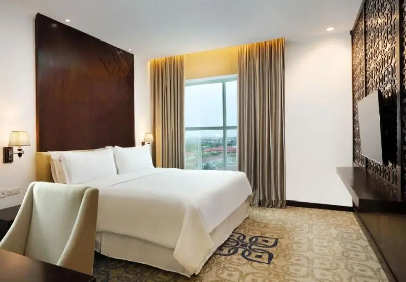 Four Points By Sheraton Makassar - Chambres