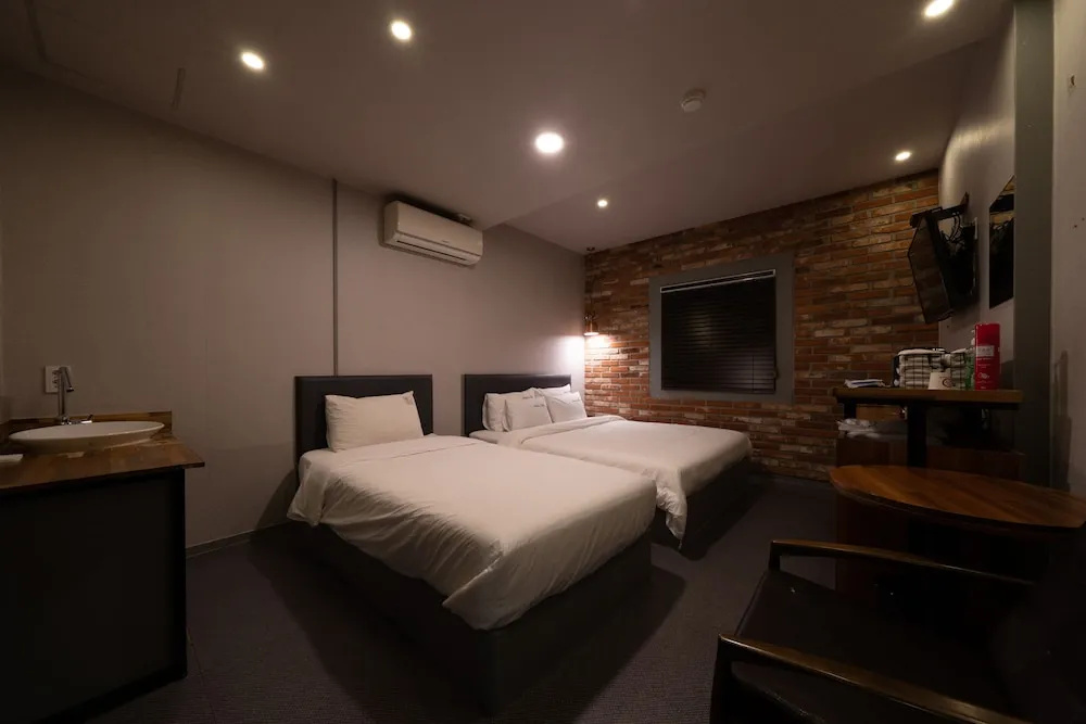 Deluxe Double room (twin beds)