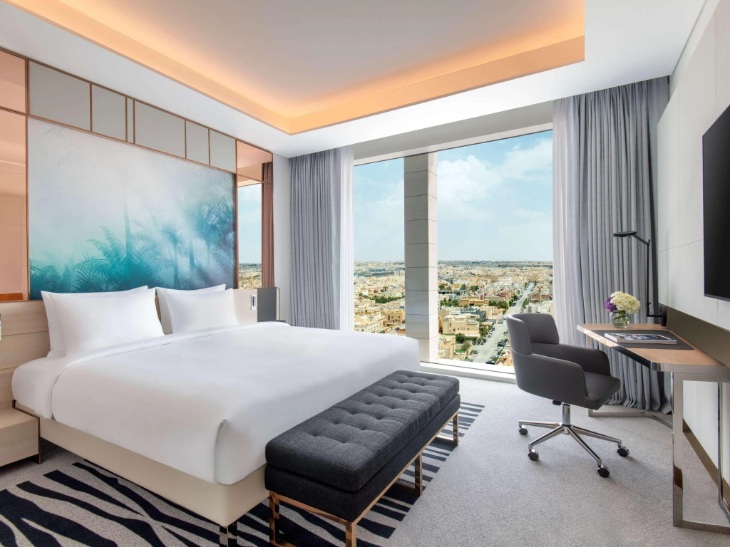 Отель Novotel Riyadh Sahafa в Эр-Рияде