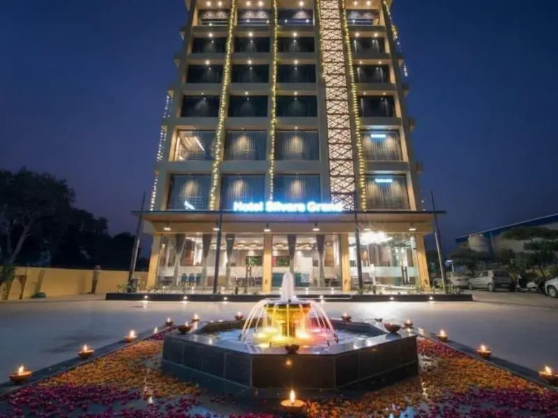 Hotel Silvera Grand