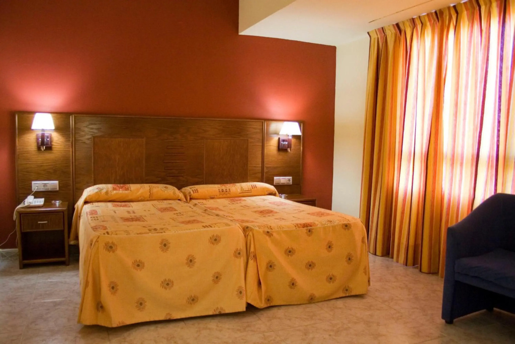 Hotel Perales - фото 5