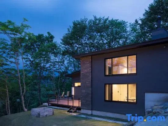 Luxury villa with sauna, BBQ, fire pit, stream and forest bathing — COCO VILLA Nasu Highland