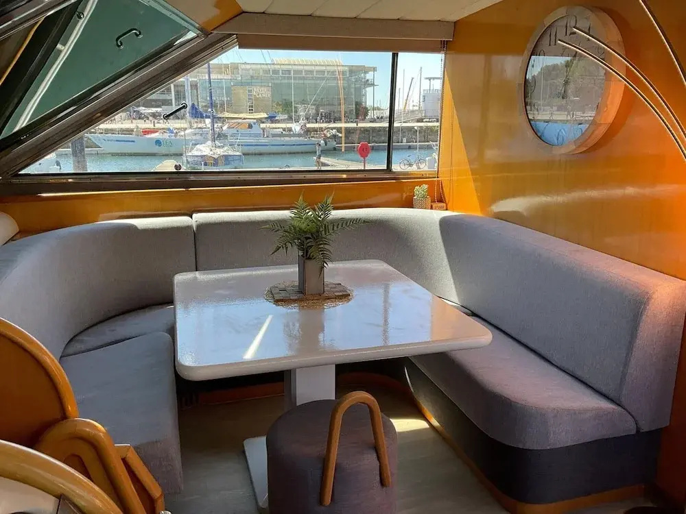 Afficher la photo 7 — Attractive Yacht With Roof Terrace