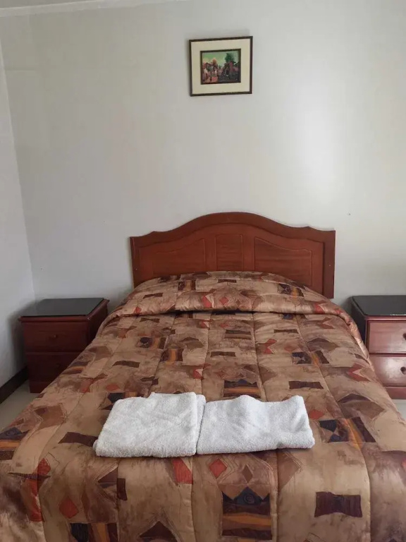 Hostal Aziri Puno