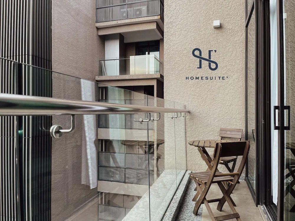 Homesuite’ Home @ Riverson SOHO