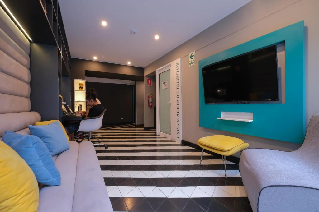 Hotel photo 2
