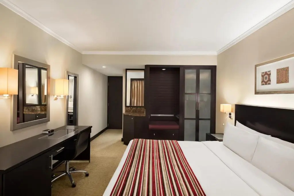 Ramada Plaza by Wyndham Dubai Deira - Chambres
