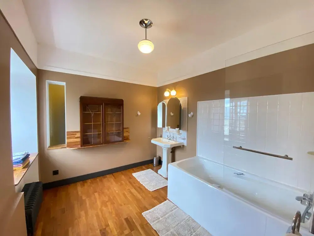 Afficher la photo 7 — Comfortable Apartment in the Elegant Manor House